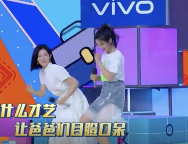 《快乐大本营》笑点升级，杨超越粉丝：今夜我们都是月芽菜