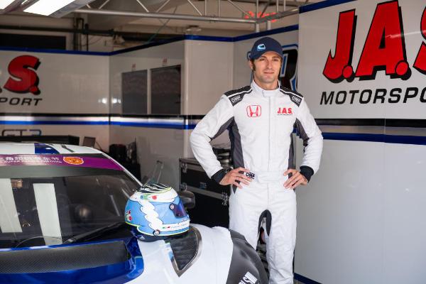 NSX GT3国内首秀，车手张冉巾帼不让须眉双登领奖