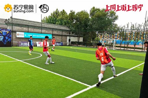 香港籍球员退役后做小学教练，狮斗618成为天津冠军