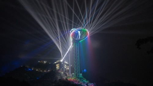 打破6项世界纪录，清远黄腾峡天门悬廊正式迎客