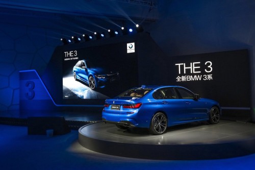 全新一代BMW 3系定价玩套路？看完配置，我还以为是7系
