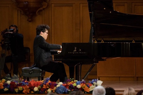 访第十六届柴可夫斯基比赛中国选手吴羽翀