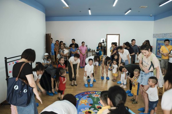 菲律宾马尼拉金海豚中英双语国际幼儿园6.1正式开园