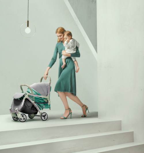 妈妈的品质之选—babycare推车让您轻松带娃
