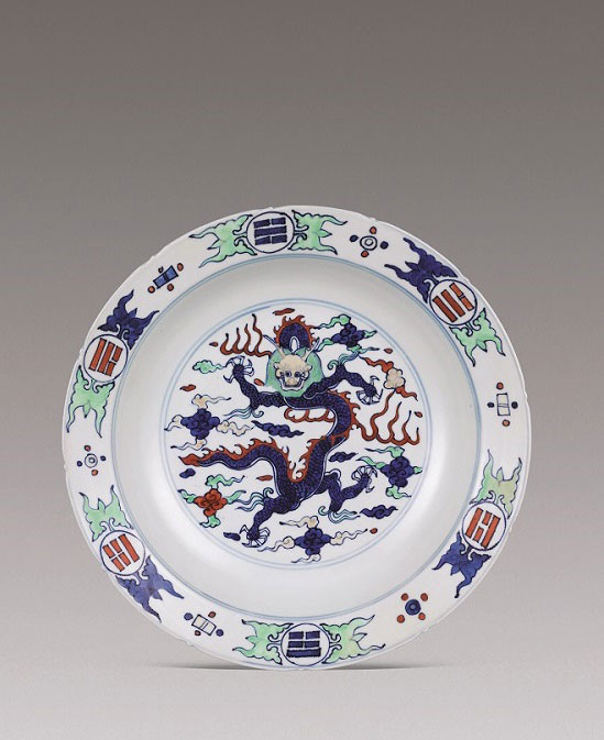 万历青花不可得，百年韵味犹可赏