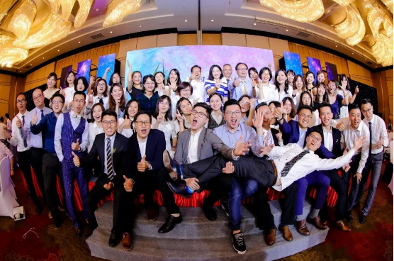 “耀•启航”2017级毕业晚宴：行远帆，耀启航|IMBA2.0