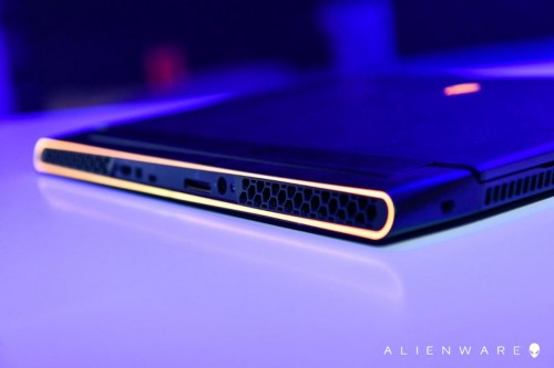 伙同8位超级玩家，外星人玩起「创造即游戏」