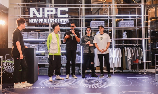 李晨nic潘玮柏开启潮流穿越之旅 纪念携手创业十年