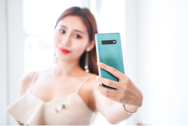 三星Galaxy S10+获中国移动《智能硬件质量报告》“最佳摄像手机”