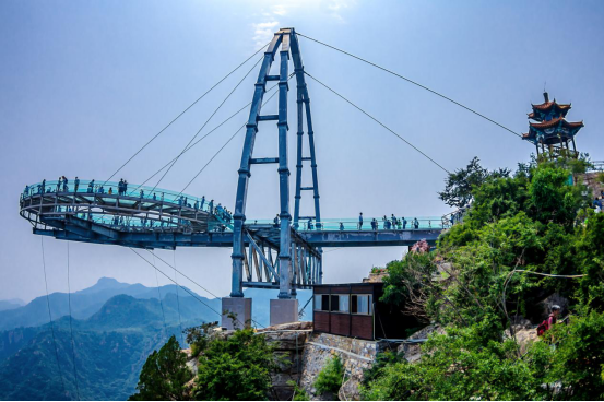想体验玻璃观景台？去北京石林峡还限时免门票