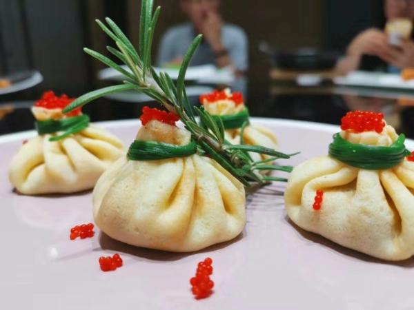 “婚礼与大健康”对话在南山“金品悦”举行