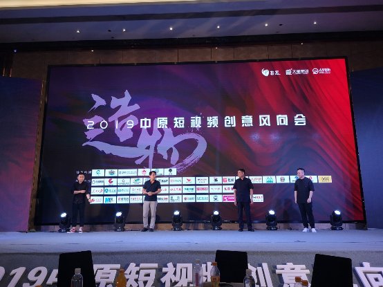 哲思出版投资古早娱乐,握手新媒体再起航