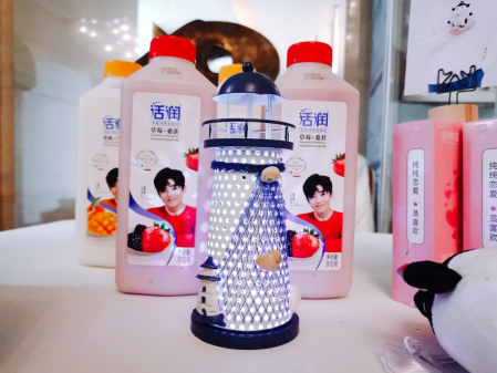 酸奶系男友侯明昊新片发布，活润酸奶伴你畅享一夏