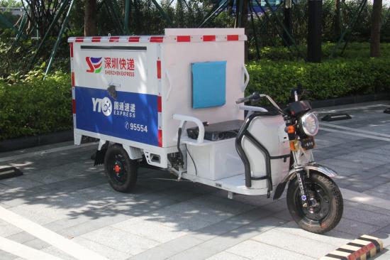 两年后深圳快递三轮车将被全部取缔 新能源微型车“递哥”能否填补这一市场空白?