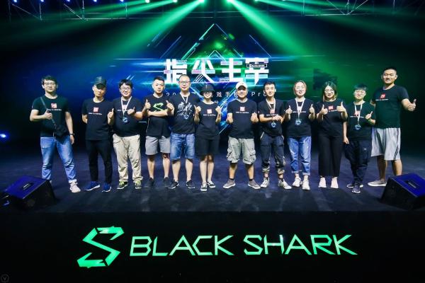 指尖主宰，黑鲨游戏手机2 Pro发布，黑科技全面升级