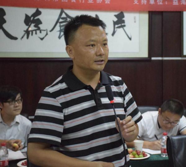 “一岗双责，安全发展” 深圳团餐企业为食安保驾护航