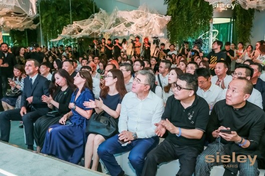 Sisley法国希思黎品牌首展开幕 携手吴磊探寻植萃秘境
