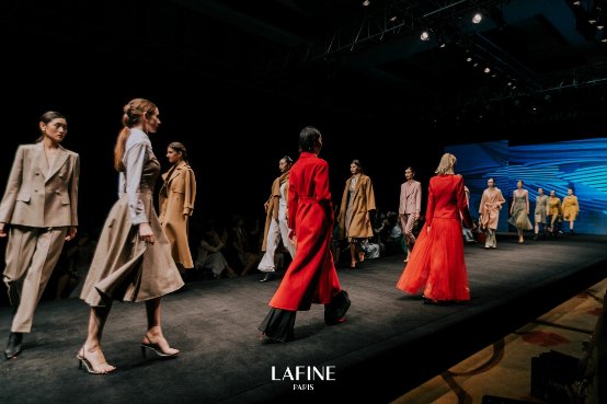 兰斐轻奢LAFINE CHIC 2019秋冬新品发布会