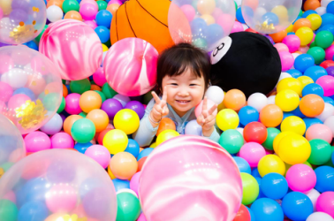 线上吸粉线下互动，蒙娜丽莎微笑节解锁营销新姿势！