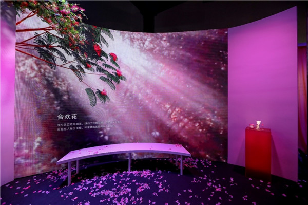 吴青峰助阵祖·玛珑天猫超级品牌日，The Blossoms限量香氛体验展芬芳启幕