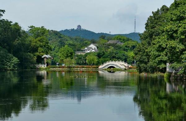 国际小姐游西湖，古典美大赏艳惊游客