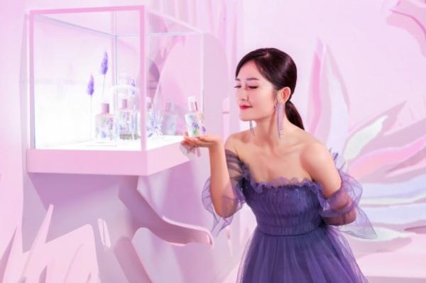 Sisley法国希思黎品牌首展开幕 携手吴磊探寻植萃秘境