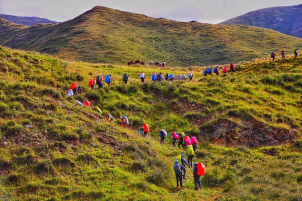 穿越青海丝路名山 2019瑞典北极狐“经典穿越”徒步活动祁连站 成功举办