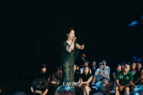 兰斐轻奢LAFINE CHIC 2019秋冬新品发布会