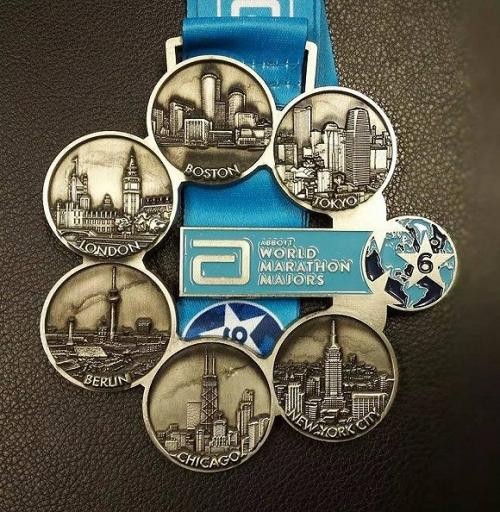 小龙坎火锅高端品牌邂逅“六星跑者” 向健康生活致敬