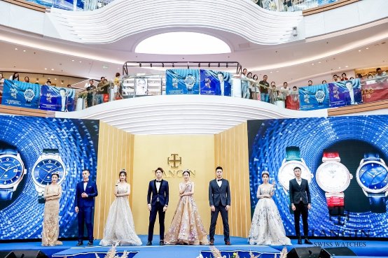 严屹宽空降瑞士天珺表新品发布会，敬献天珺时光