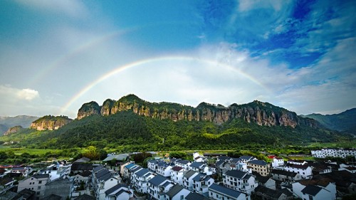 KK直播浙江后岸村  从“石板饭”到幸福的彼岸
