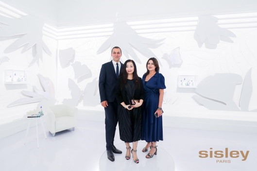 Sisley法国希思黎品牌首展开幕 携手吴磊探寻植萃秘境