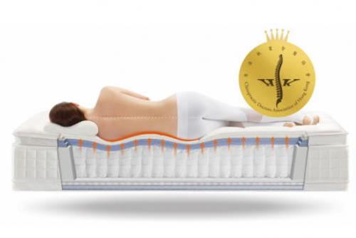 警惕 睡沙发竟然对脊椎的伤害这么大 Tom新闻