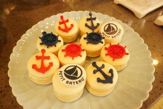 Petit Bateau 小帆船XJean Jullien胶囊系列中国首发