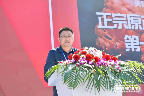 阳澄湖大闸蟹第一捞今日开捞，买正宗阳澄湖大闸蟹上天猫