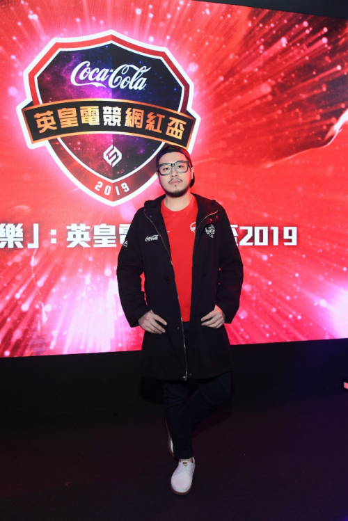 英皇电竞网红杯2019总决赛激斗连场　网络红人屎莱姆领军成功夺冠