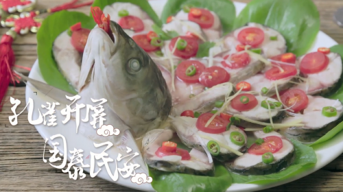 肩负使命！民族品牌凤球唛温情献礼