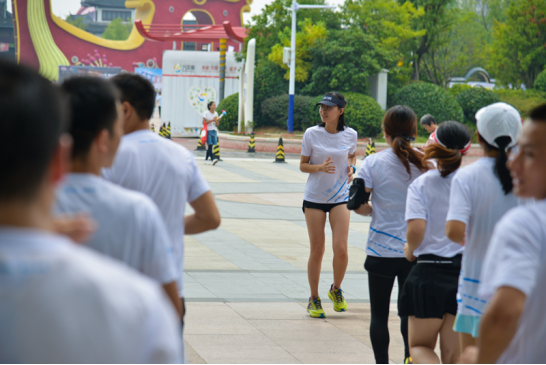 美的冰箱拾荒慢跑 吹响合马集结号