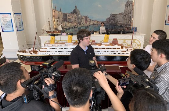大英泰坦尼克号迎来“世纪同框”,以匠心传承大爱
