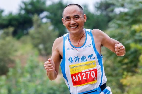 2019中国山地马拉松系列赛—山东五莲站 鸣枪开赛