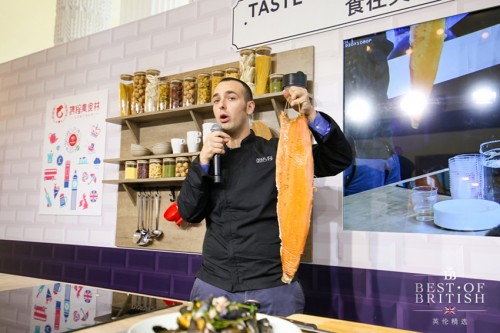 凝聚磅礴创新力量 | 英伦精选展新闻发布会荣耀登沪