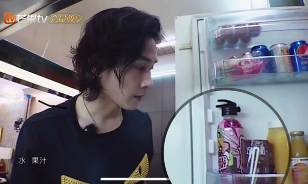 我家小两口戚薇李承铉家冰箱里的这款饮料被扒！原来又是解辣神汽！