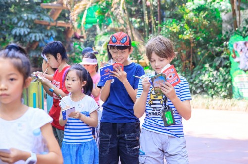 “中法环境月”首落户中国长隆 中法专家带领全球亲子家庭探秘动物国宝