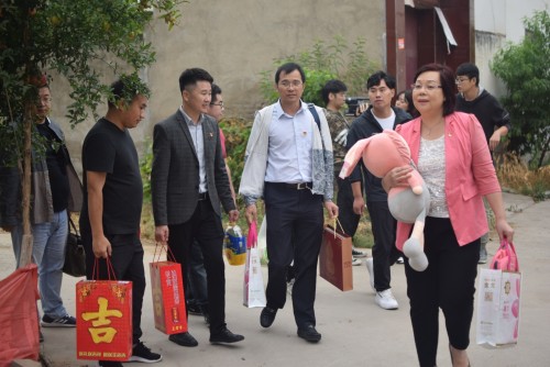 白云山金戈献爱心伸援手，捐赠金戈助八岁小雅点亮生命之光