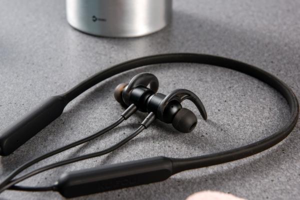 国际垂马赛事官方推荐，满电续航30小时酷狗能量圈耳机上市