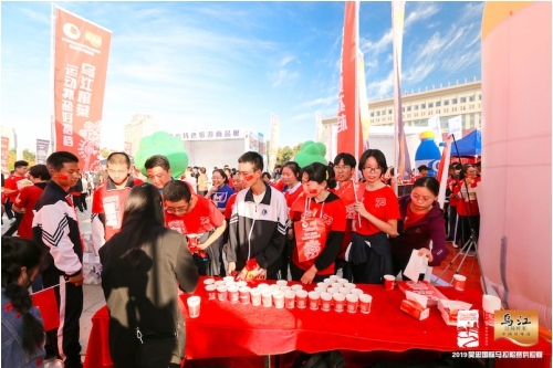 在“宝藏之地”宁夏跑马拉松，不带走这些就白来了