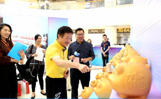 2019星杰严选 · 全球品牌战略合作签售会现场直击