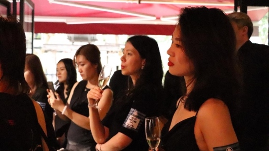 Petit Bateau 小帆船XJean Jullien胶囊系列中国首发