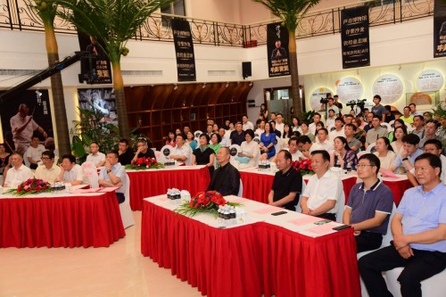 谭盾“种草马栏山” ——音乐家、艺术家、教育家谭盾签约湖南电广传媒，携手共创华彩篇章