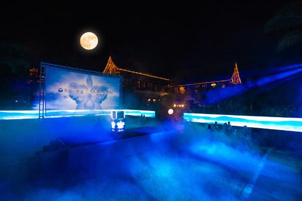 轻出于兰 无“线”年轻力 法国娇兰全新御廷兰花卓能焕活轻盈面霜闪耀登陆天猫小黑盒